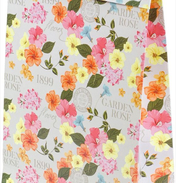 Sacola presenteável com aba – Flores Retrô